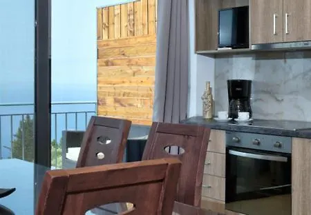 Delux 1 Apartment Tsoukaladhes
