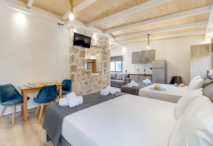 Апартаменты Delux 1 Цукаладес