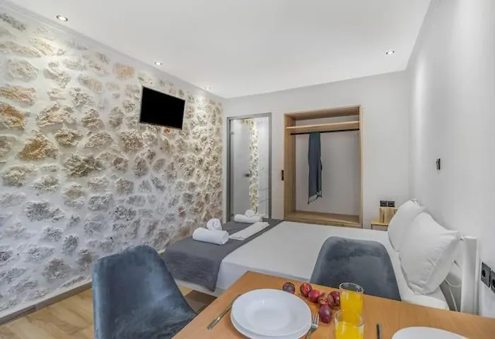 Delux 1 Цукаладес